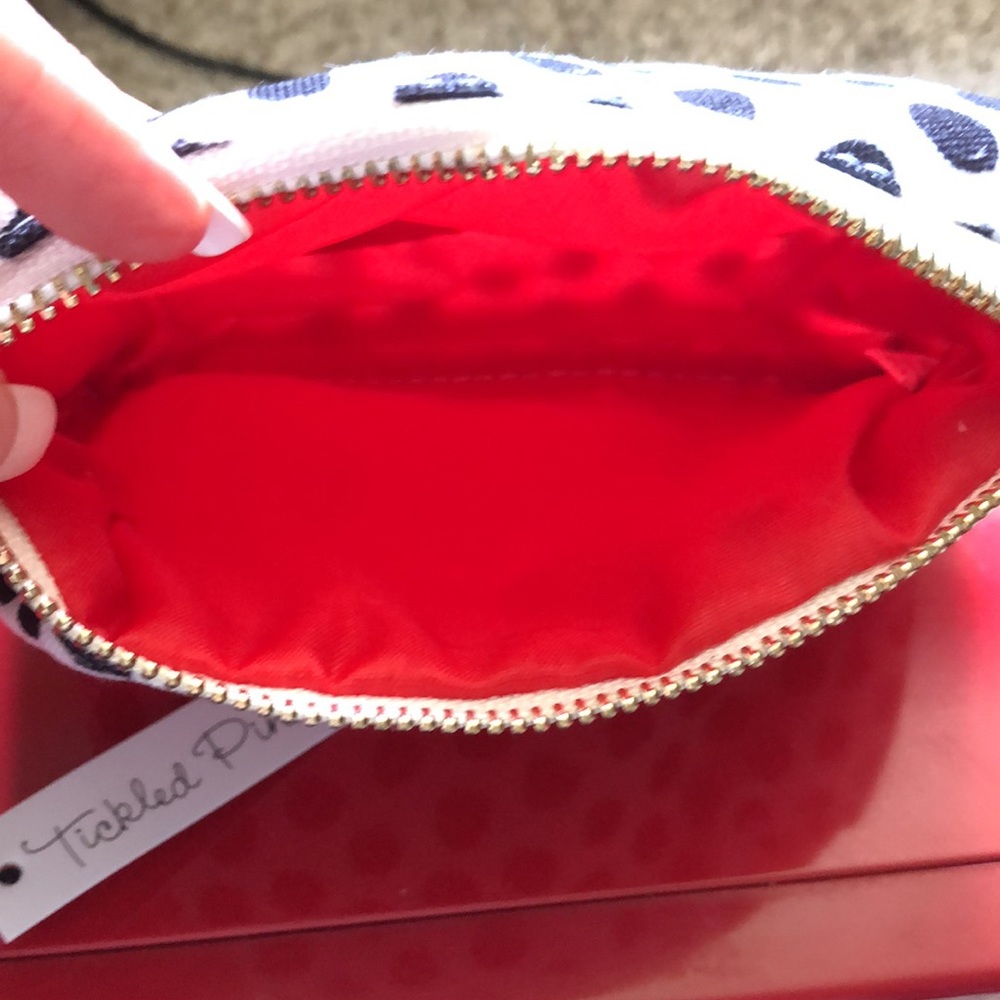Tickled Pink polka dot make up Bag ~ super cute! - Picture 2 of 2